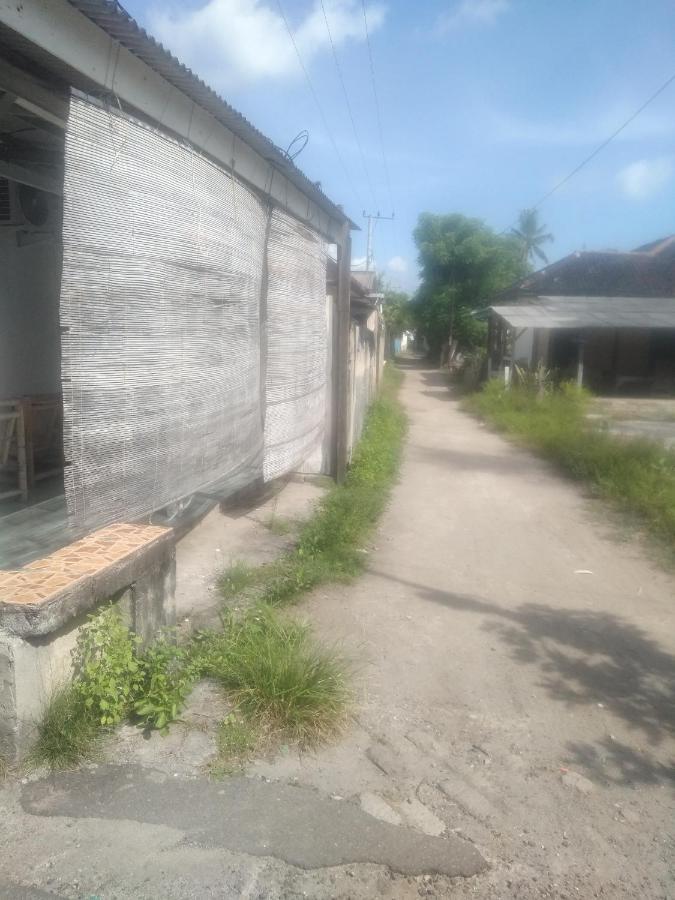 Family Bungalow ギリ島 エクステリア 写真