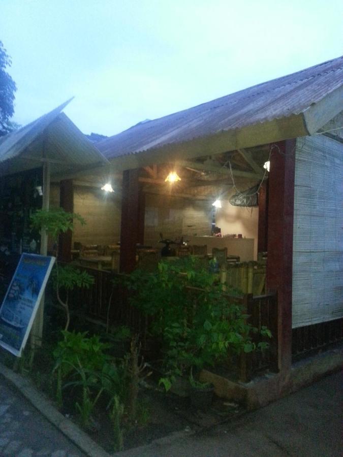 Family Bungalow ギリ島 エクステリア 写真