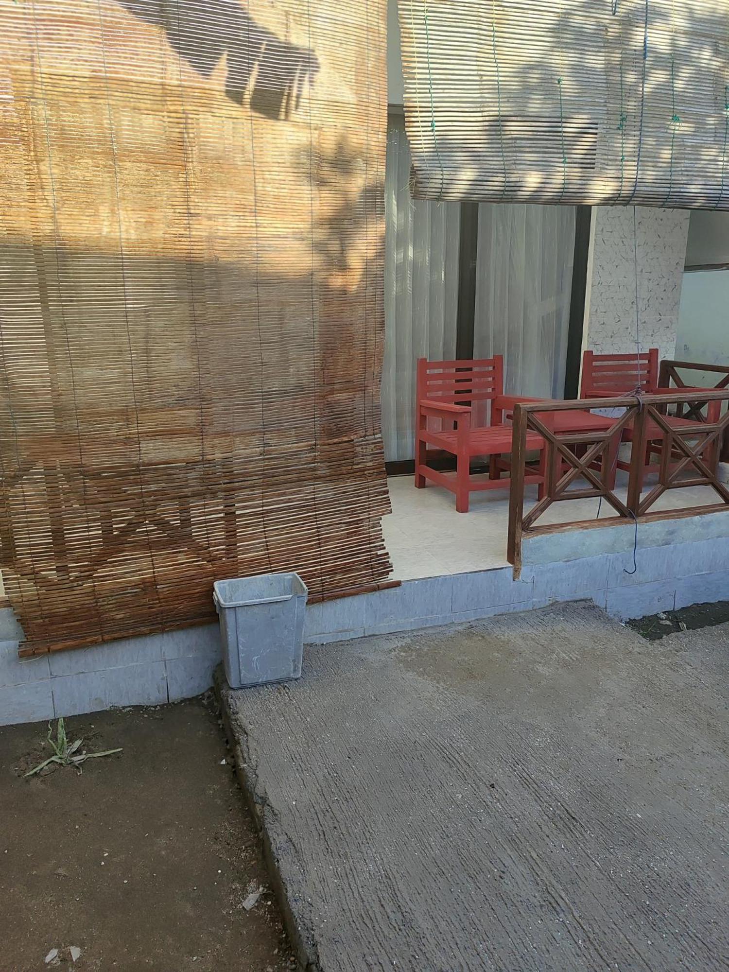 Family Bungalow ギリ島 エクステリア 写真